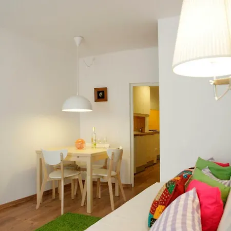 Salvador Apartment- Alfama